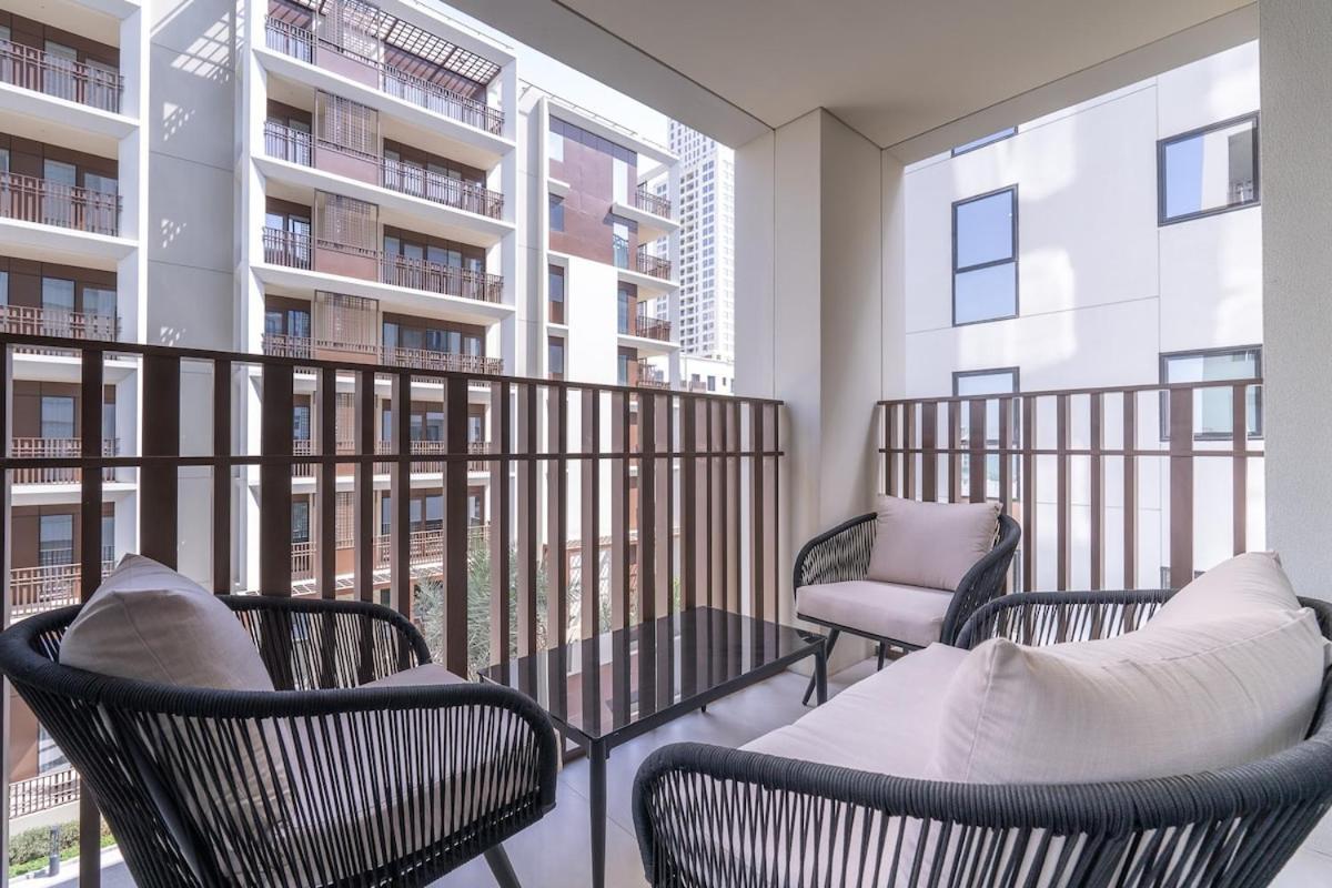Elegant 4-Bedroom Apartment Perfect For Families In Dubai Creek Harbour Exterior foto