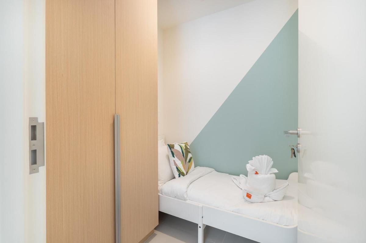 Elegant 4-Bedroom Apartment Perfect For Families In Dubai Creek Harbour Exterior foto