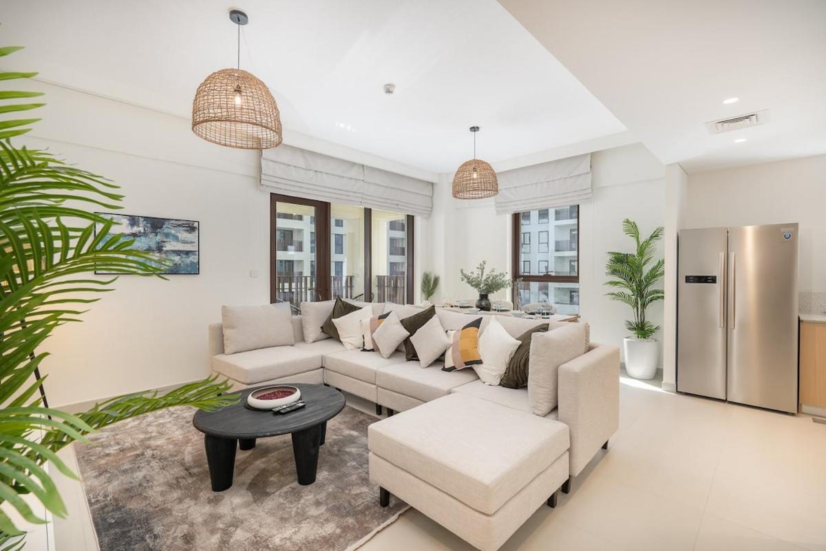 Elegant 4-Bedroom Apartment Perfect For Families In Dubai Creek Harbour Exterior foto